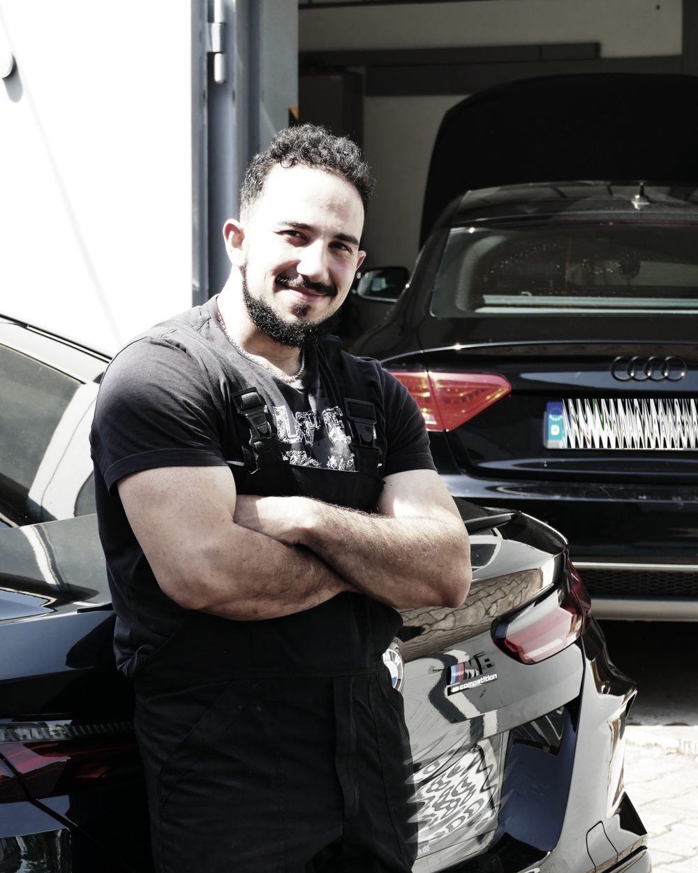 KFZ-Meister in der Werkstatt in Regenstauf